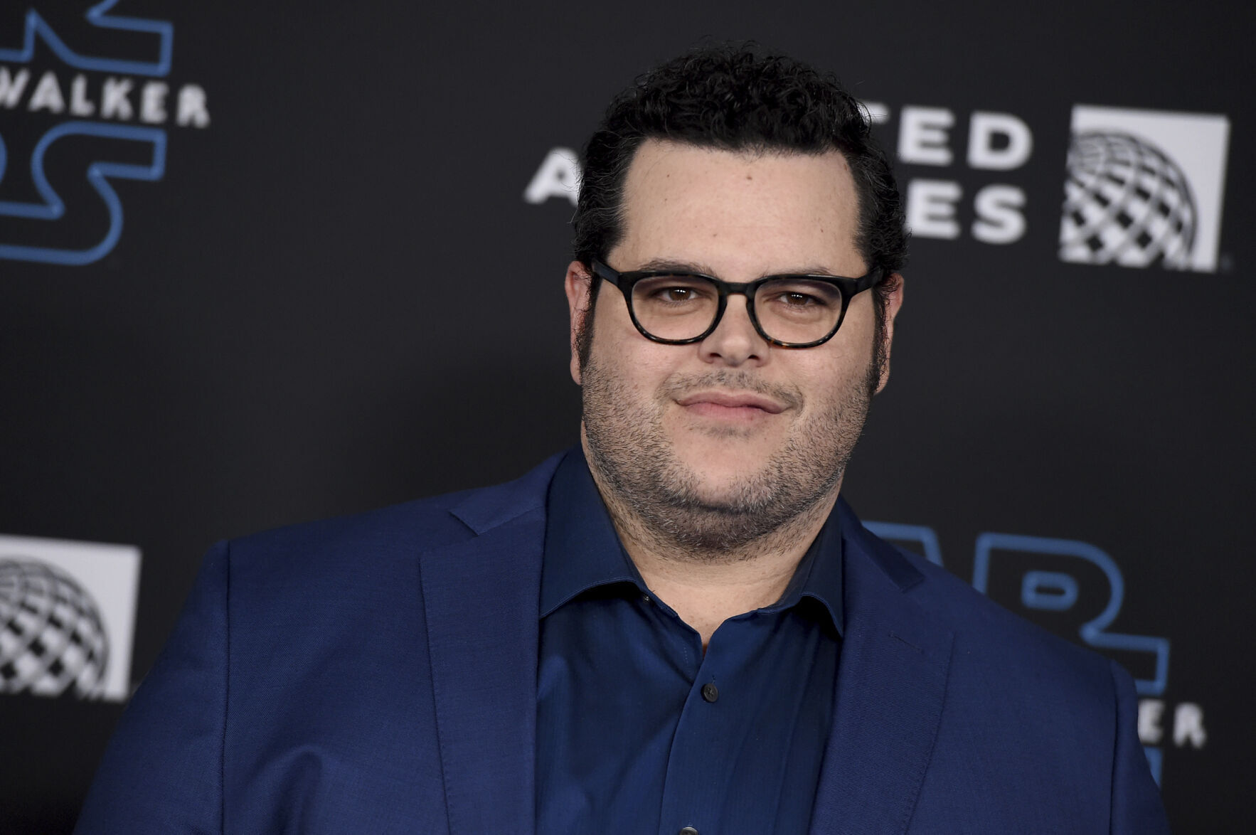 Josh Gad
